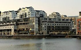 The Hippo Luxury Apartment